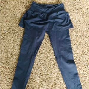 Skirted leggings